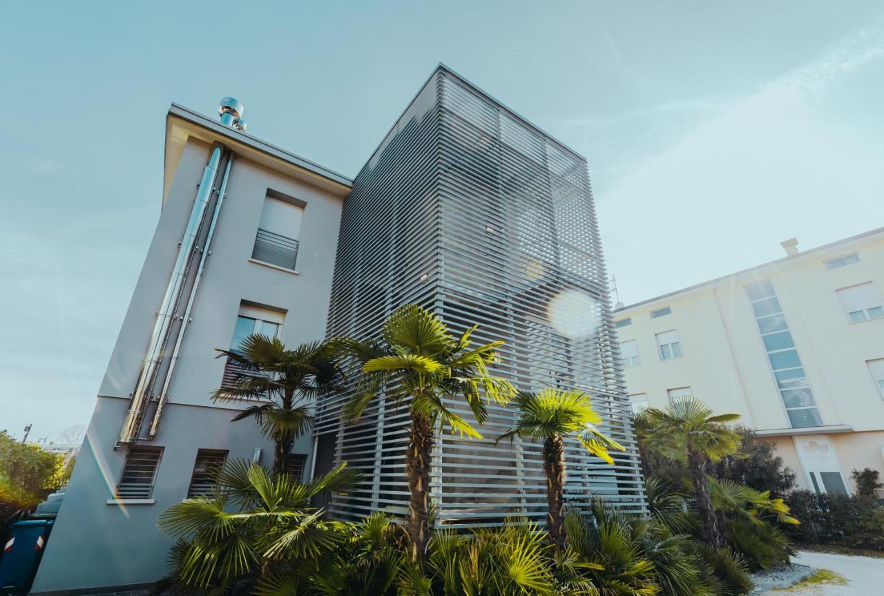 Apartament The Attico Padenghe sul Garda Zewnętrze zdjęcie