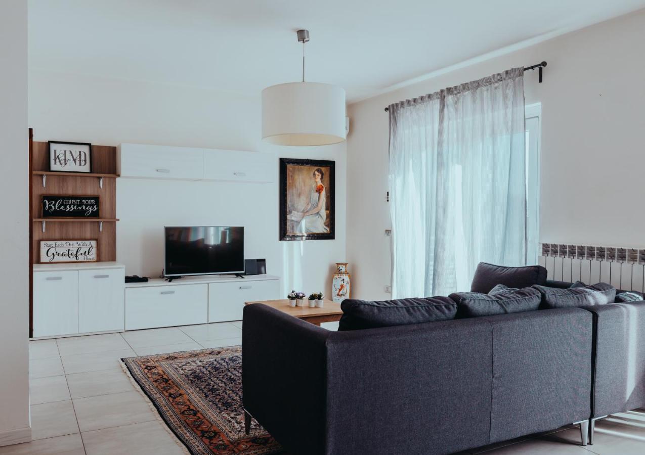 Apartament The Attico Padenghe sul Garda Zewnętrze zdjęcie