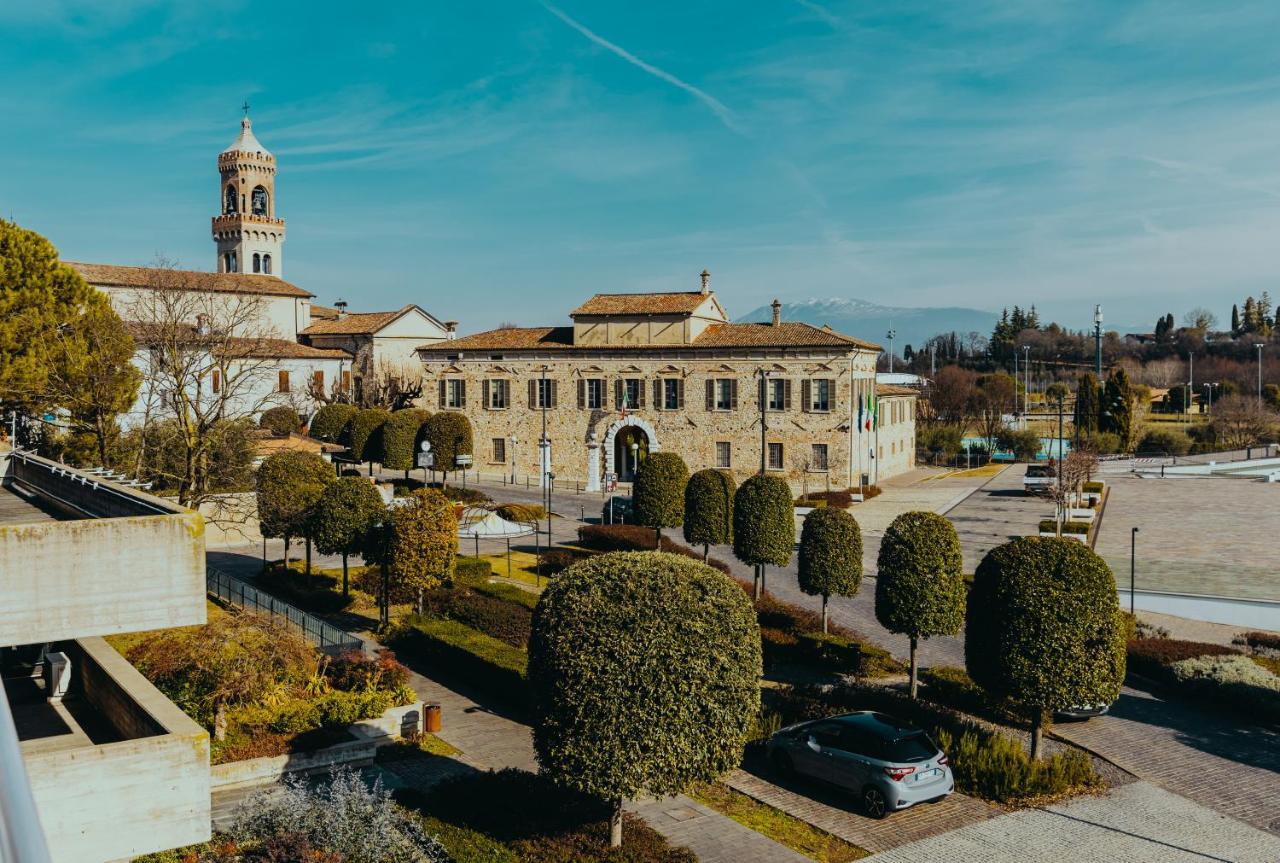 Apartament The Attico Padenghe sul Garda Zewnętrze zdjęcie